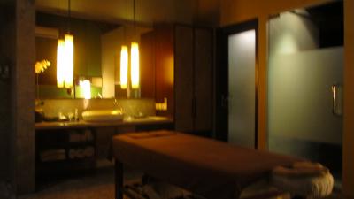 バリらしい高級なお部屋にﾗｸﾞｼﾞｭｱﾘｰ満喫。施術は？？？