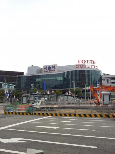 いつも人で賑わっている主要駅