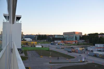 アパートの前は2013年9月現在は工事中です