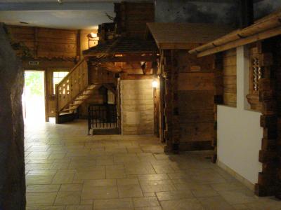 階段を登ったところにもサウナあり。