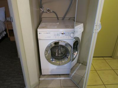 ランドリーがついています。LG製でちょっと使いにくかった。