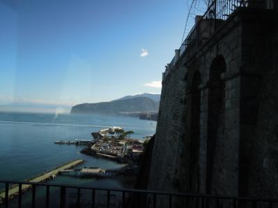 レストラン窓の眺望（右方向）