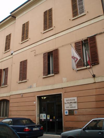 入り口の小さなYHAの看板！見落とさないように！