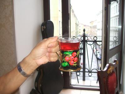 こんな風にお茶を飲んでいると暮らしている気分になります。