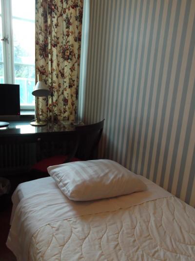 21号室、公園側