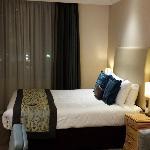 部屋は狭いがきれい