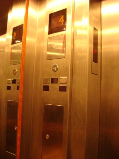 エレベーターは宿泊階直行だったと記憶しています。