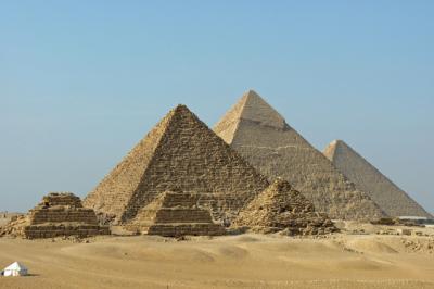 ピラミッドでかい！