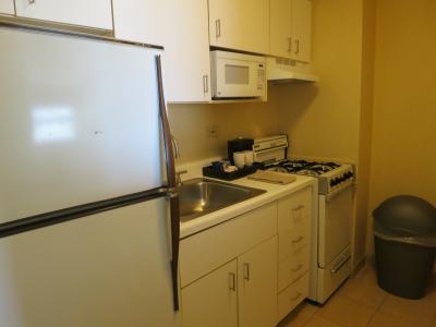 ガスは日本のとは少し使い方が違いますので、要注意