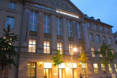 写真好きだけでなくファッション好きの方も