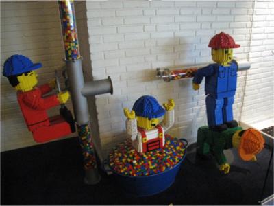 ホテル内でレゴ作品鑑賞