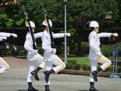 衛兵交代が必見