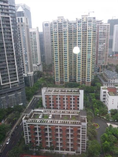 高層マンション、オフィスビルが林立しています