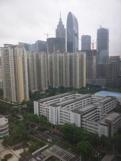 以前は高い建物は数える程しか無い街でしたが・・・