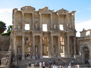 保存状態良好のローマ古代遺跡