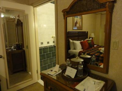 お水のボトルが毎日補充されます