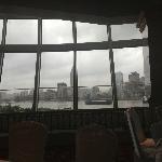 部屋からの黄浦江の景色はいい