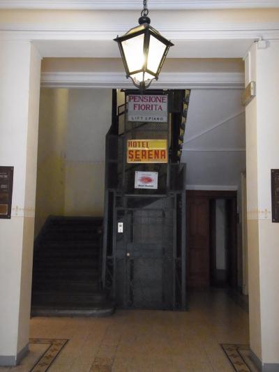 旧式のエレベーター
