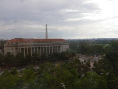 窓からの眺望がワシントンDCを実感させる