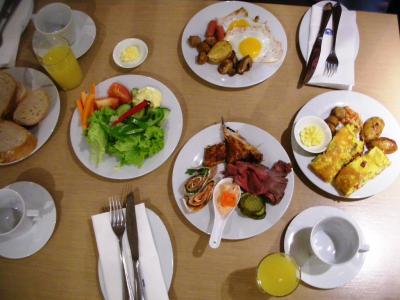 朝食ビュッフェ