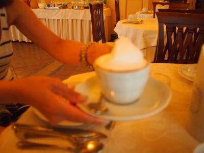 泡いっぱいのカプチーノ