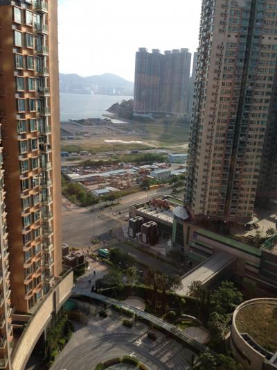 先に海もみえます