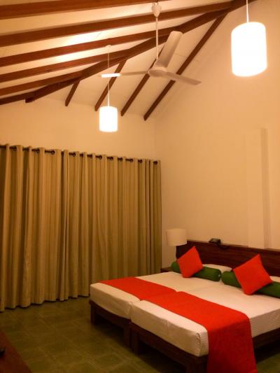 天井も高くて、広めでいいです。