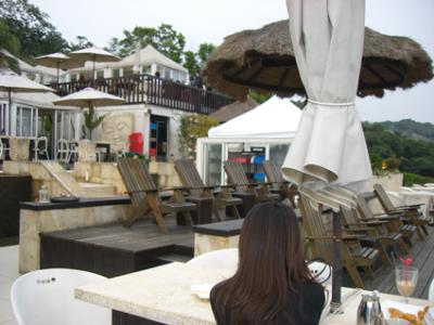 市内からはちょっと距離がありますが、見晴らしの良いレストランです。