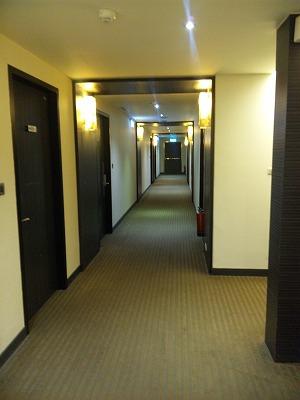 3Fの廊下、静かです。