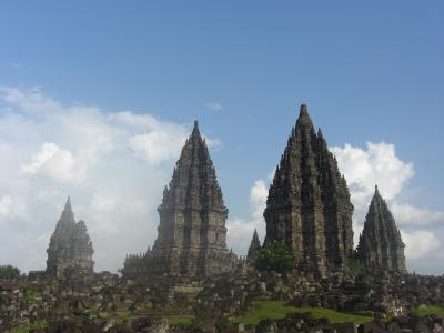 圧倒的な存在感の寺院