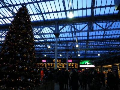 エディンバラの中心駅！