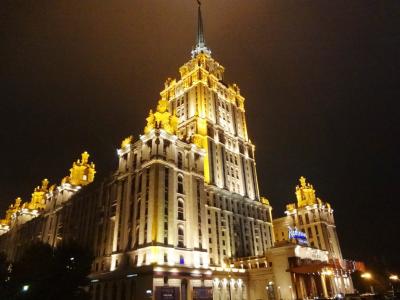 ソ連絶好調時代の建物です