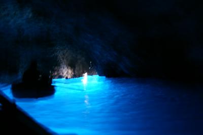 期待を裏切らない美しき青