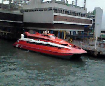 マカオへの国境越えには欠かせない。