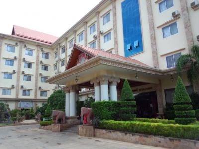 広々とした部屋や美味しいお粥が楽しめる、リーズナブルなホテル！