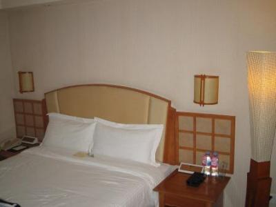 お店が近くにあります