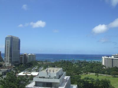 部屋は小さいがバスタブがありました。