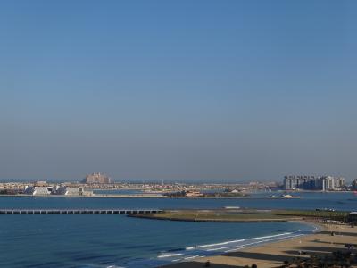 バルコニーからは海が一望！