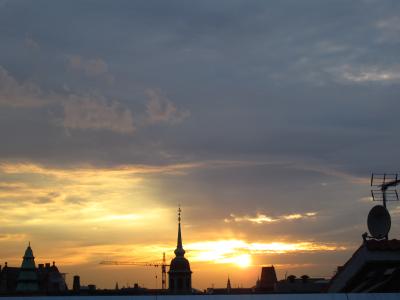 屋上テラスからの夕焼けの風景。