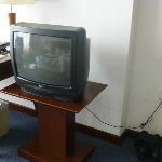 旧型の古いテレビ
