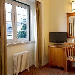 部屋は古いが掃除も行き届いていてきれいでした