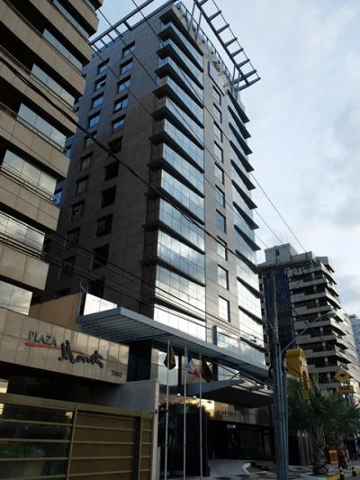 新しく機能的な外観のソフィテル。