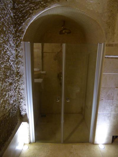 くだんのシャワールーム…。