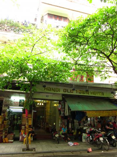 旧市街の混沌と喧騒