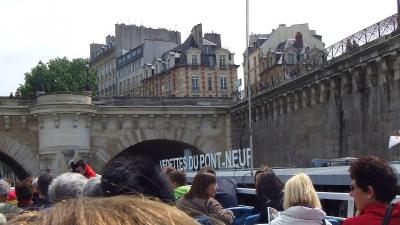 パッケージに付いてたセーヌ川のクルーズ