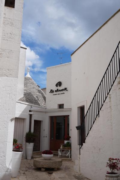 ホテルの入口です。