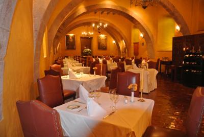 この素敵なレストランで優雅にディナータイムでした