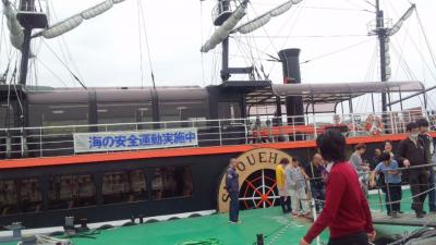 下田の歴史を聞きながらのんびりと遊覧船 