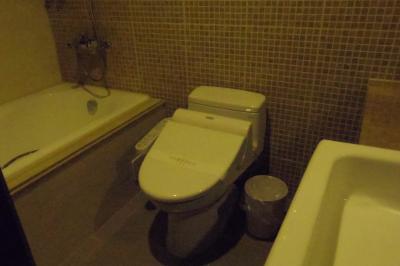 バスルームは普通ですが、サウナに大浴場があります。