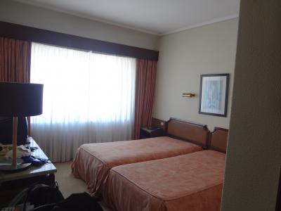 広くは無いが狭くも無い。